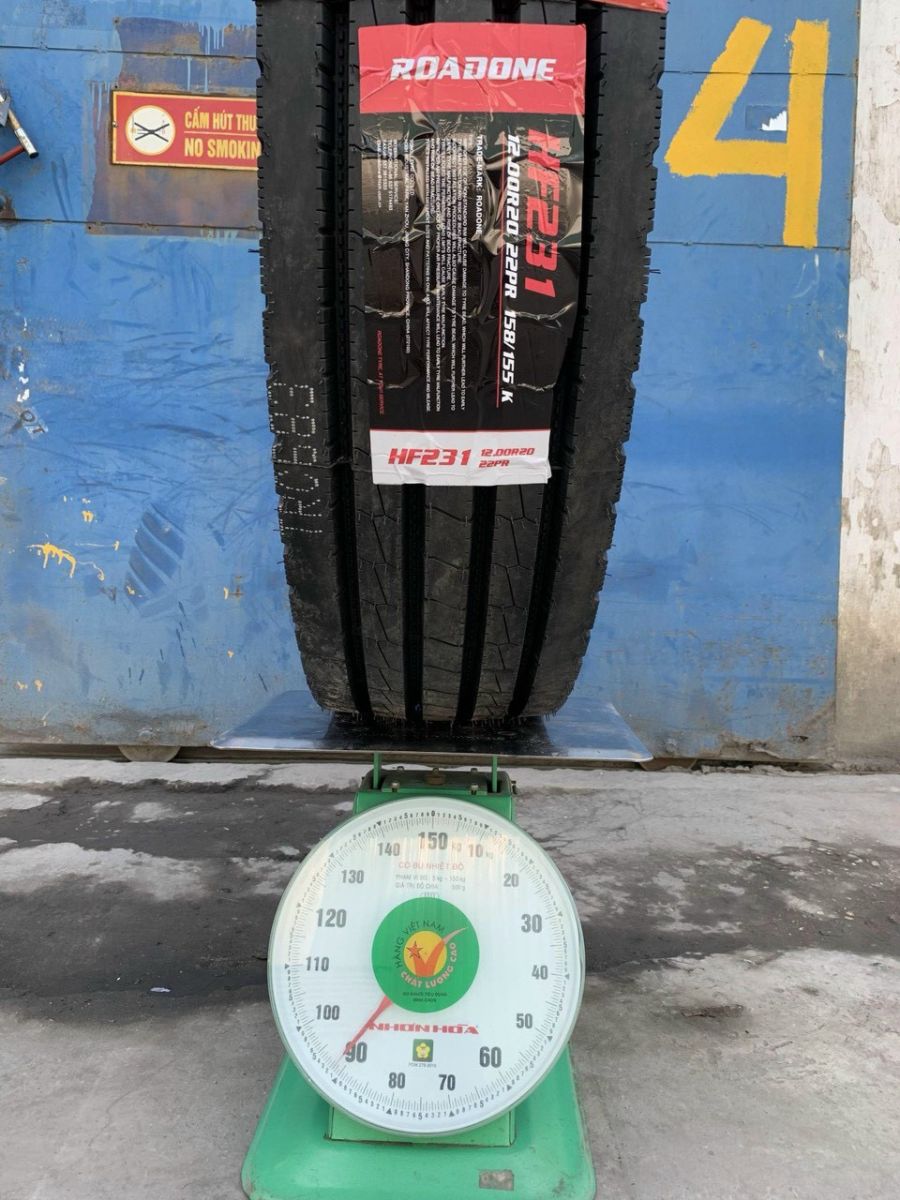 TRỌNG LƯỢNG LỐP XE Ô TÔ NẶNG BAO NHIÊU KG?